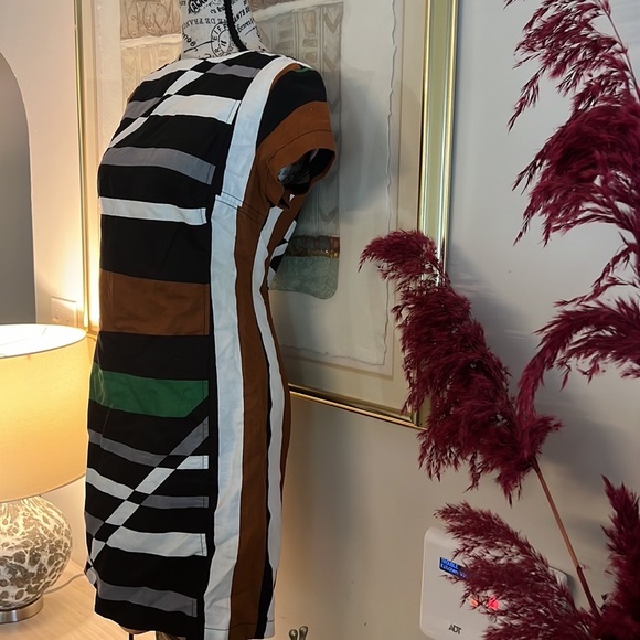 Beautiful Abstract Dress by Derek Lam - Picture 7 of 9